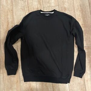 RSQ Black Crewneck Sweater with Ribbed Details